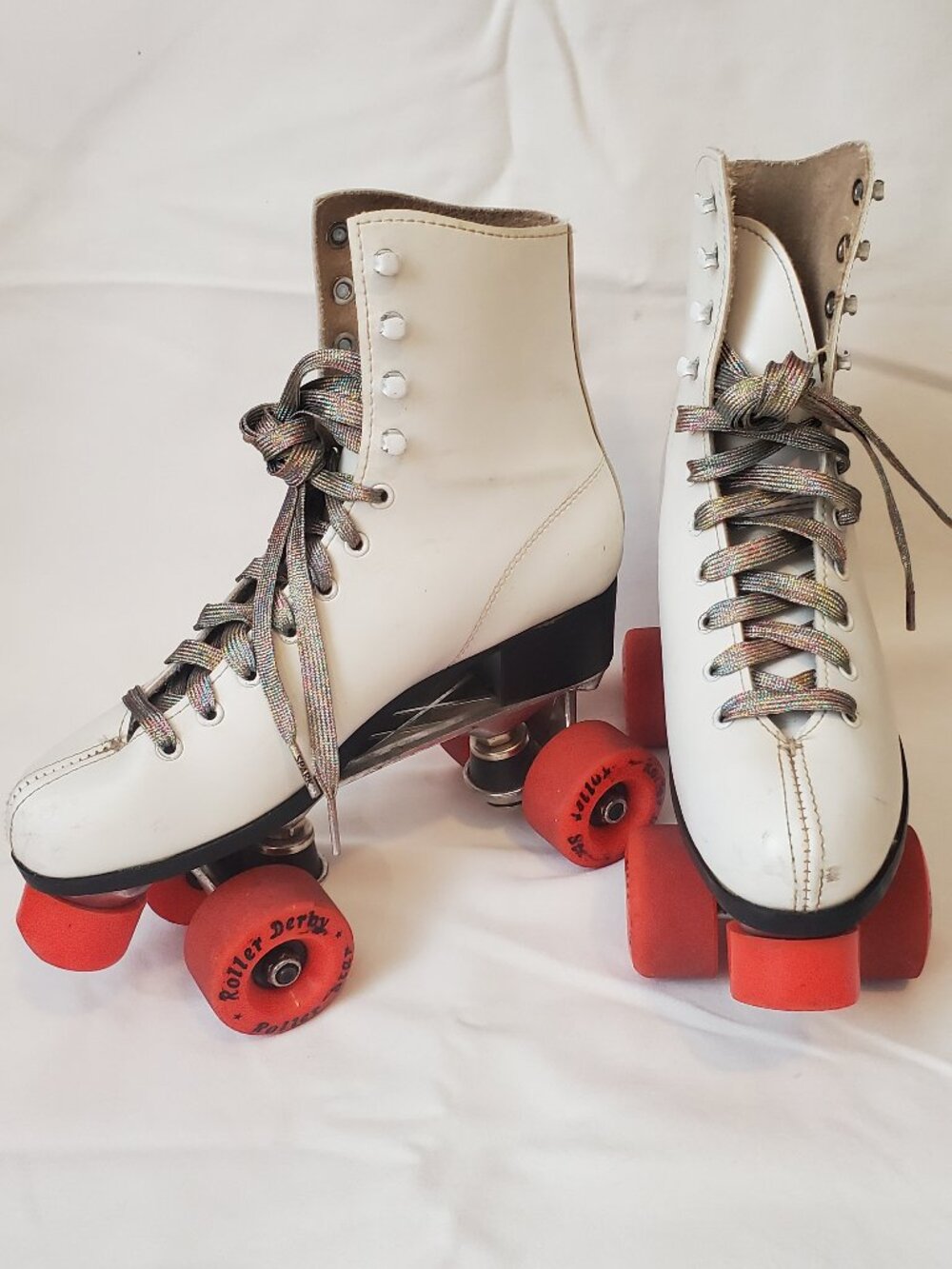 VINTAGE ROLLER STAR ROLLER DERBY WOMENS SIZE 7 ROLLER SKATES - Picture 2 of 6